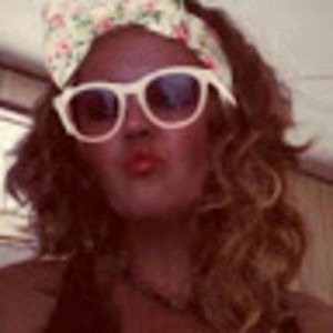 Meet your Posher, Hayley-brooke